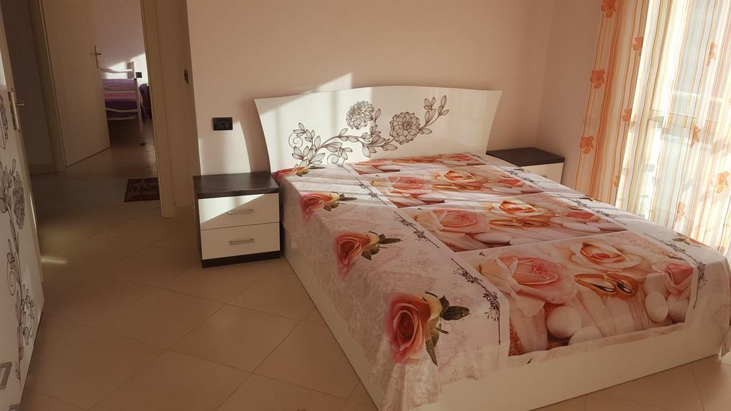 Faik Shehu Apartments Durres Exterior photo