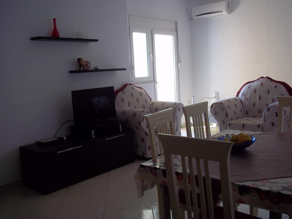 Faik Shehu Apartments Durres Exterior photo