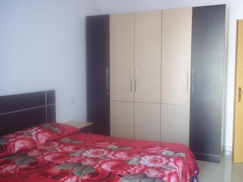 Faik Shehu Apartments Durres Exterior photo